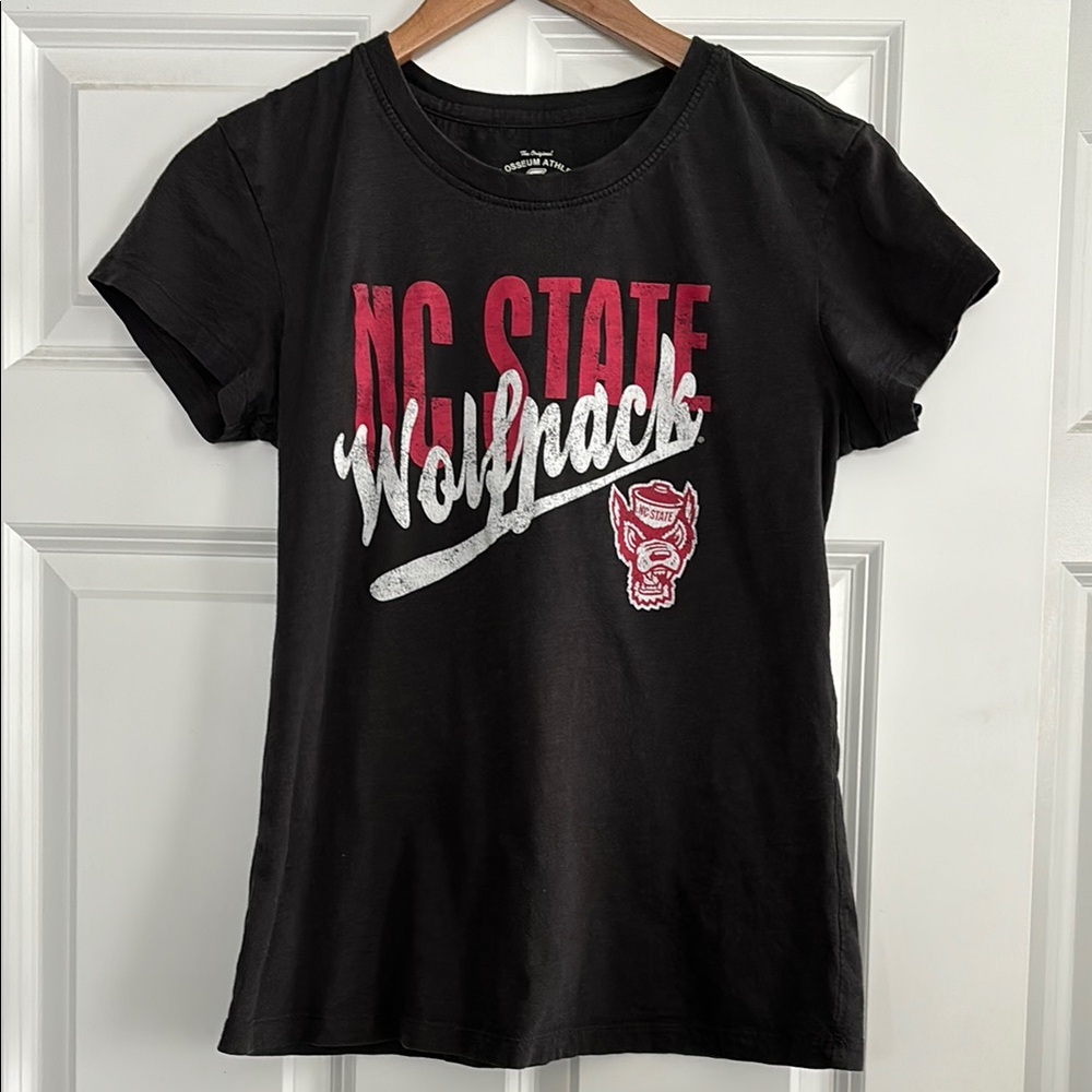 NC State Wolfpack Black T-Shirt Women’s Large